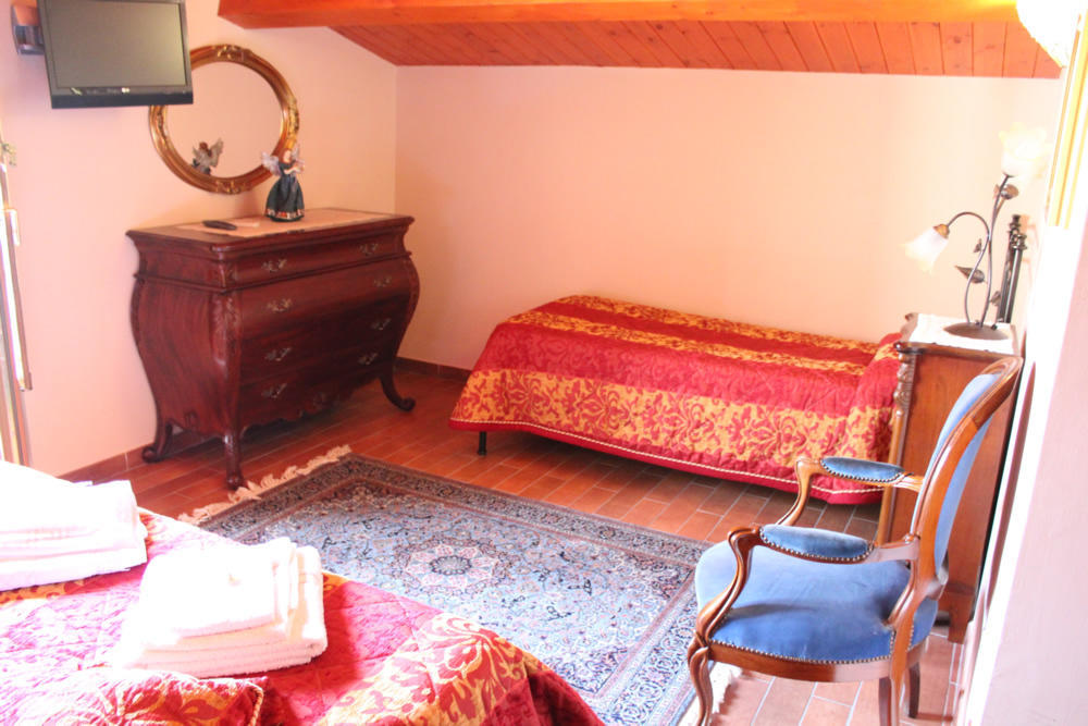 B&B La Ginestra Civita Zimmer foto